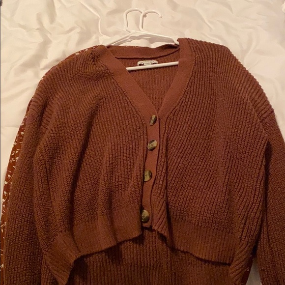 Sweaters - Cardigan
